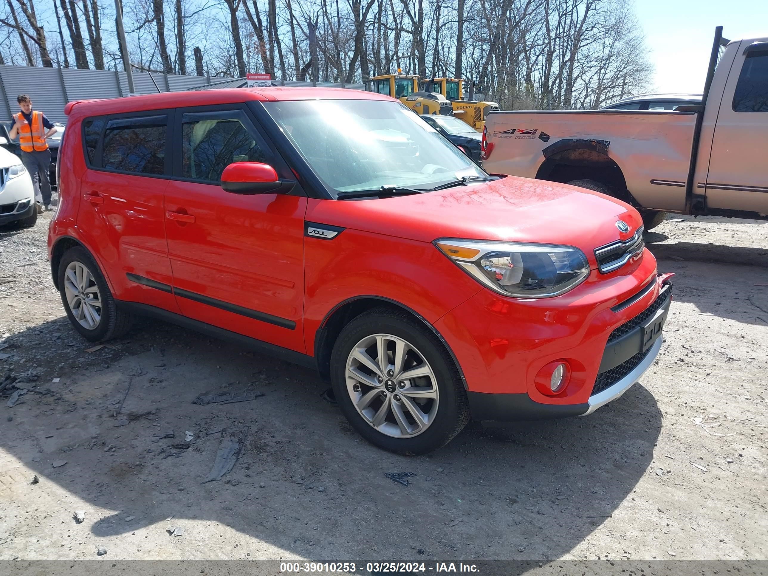 KIA SOUL 2017 kndjp3a52j7592747