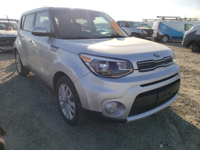 KIA SOUL + 2018 kndjp3a52j7596216