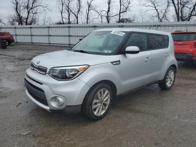 KIA SOUL + 2017 kndjp3a53h7415182