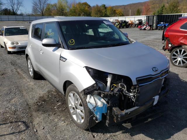 KIA SOUL + 2017 kndjp3a53h7436016