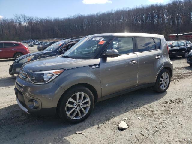 KIA SOUL + 2018 kndjp3a53j7507494