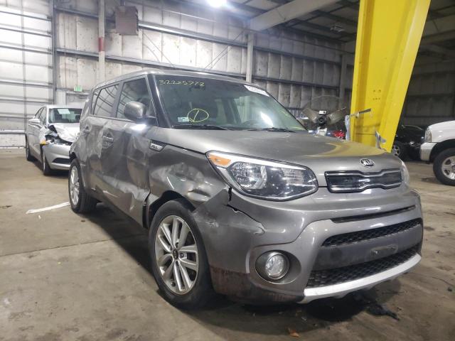 KIA SOUL + 2018 kndjp3a53j7510699