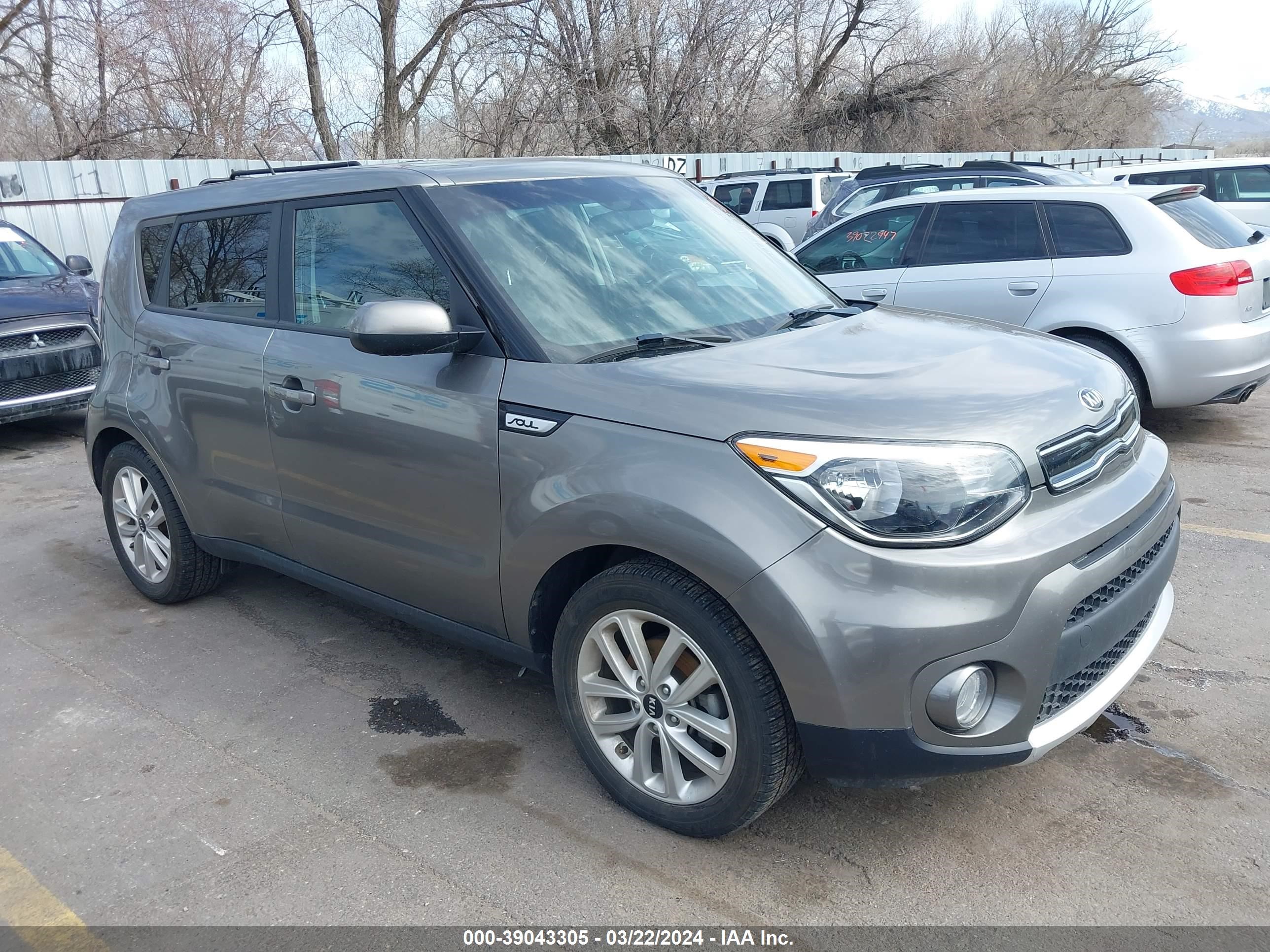 KIA SOUL 2018 kndjp3a53j7536087