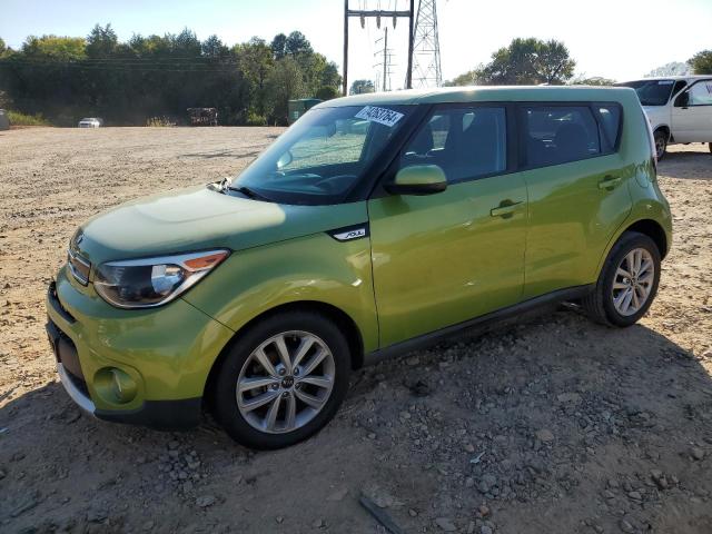 KIA SOUL + 2018 kndjp3a53j7888294