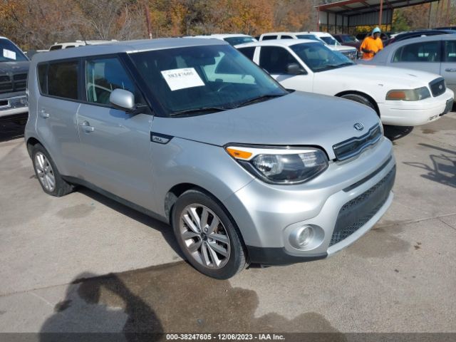 KIA SOUL + 2019 kndjp3a53k7698528