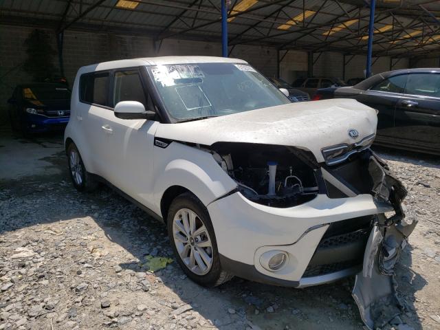 KIA SOUL + 2017 kndjp3a54h7417653