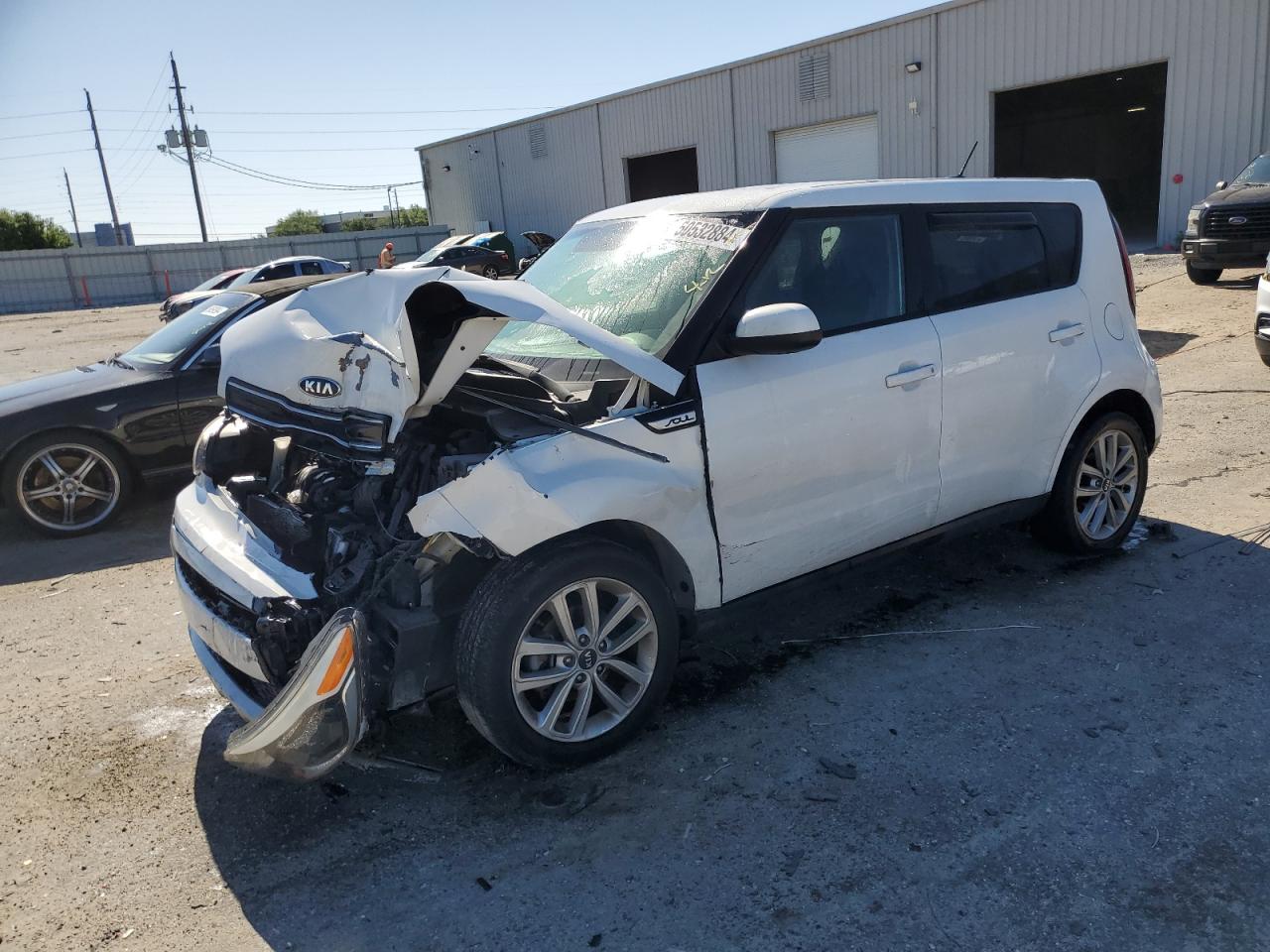 KIA SOUL 2018 kndjp3a54j7526135