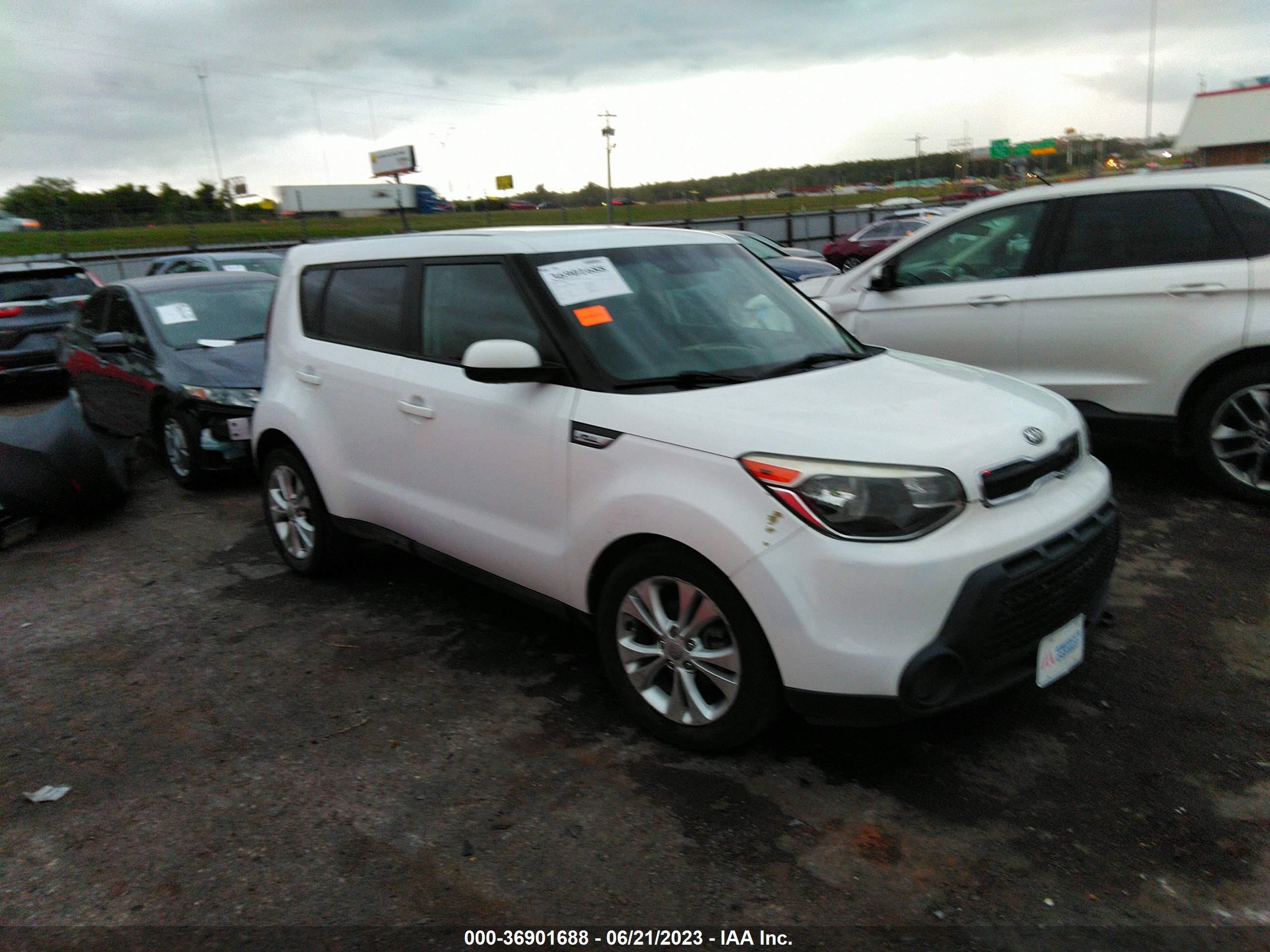 KIA SOUL 2015 kndjp3a55f7140136