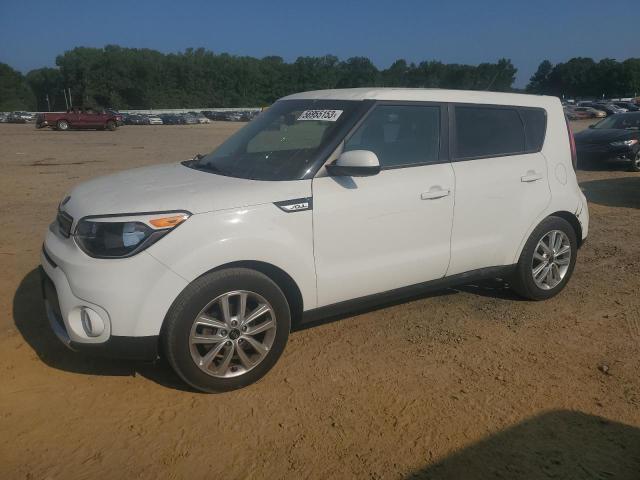 KIA SOUL + 2017 kndjp3a55h7426359