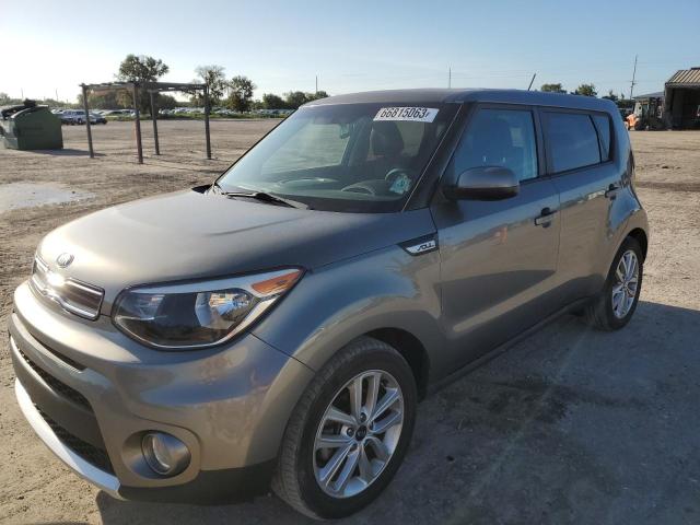 KIA SOUL + 2017 kndjp3a55h7474685