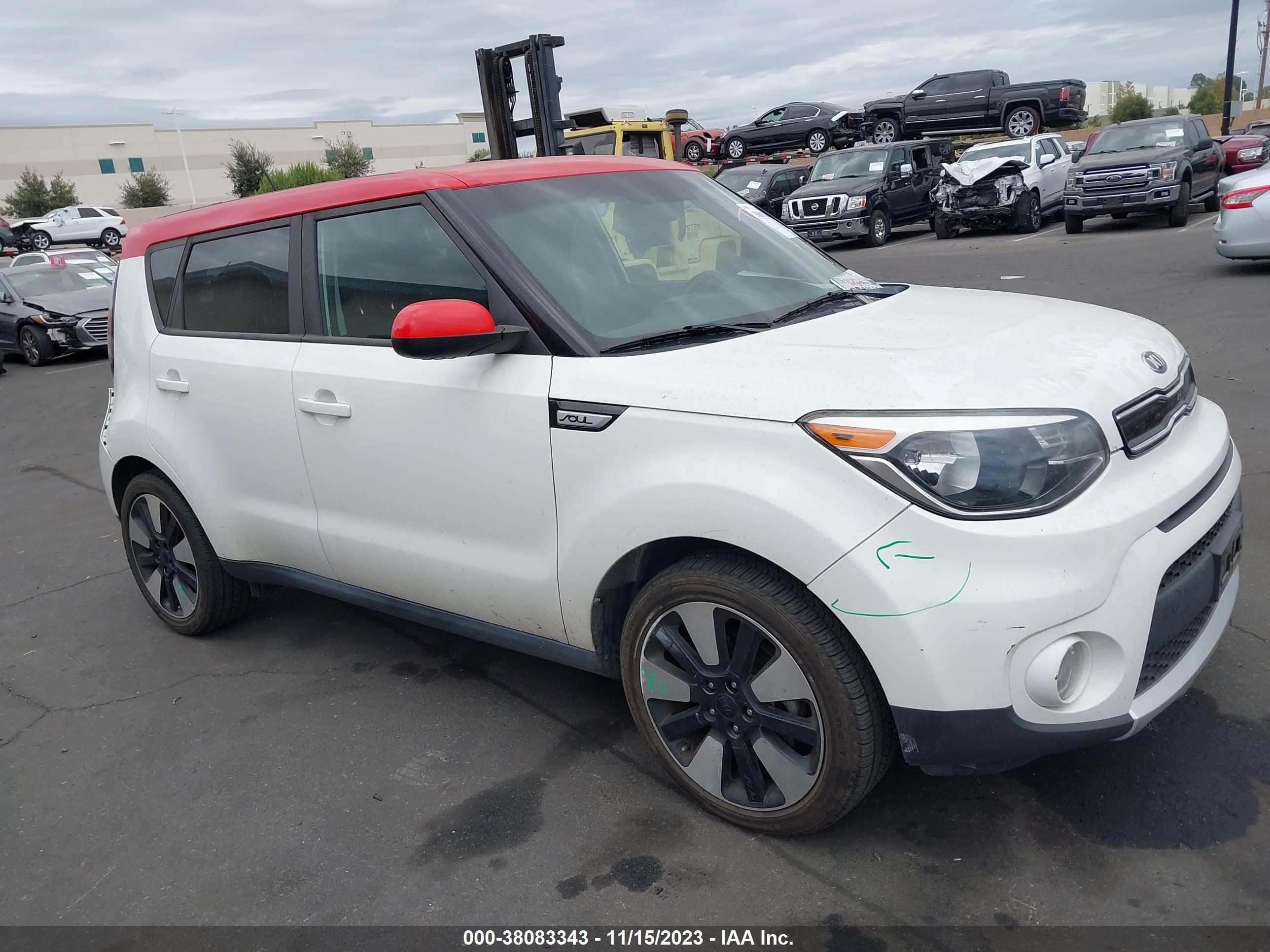 KIA SOUL 2017 kndjp3a55h7496038