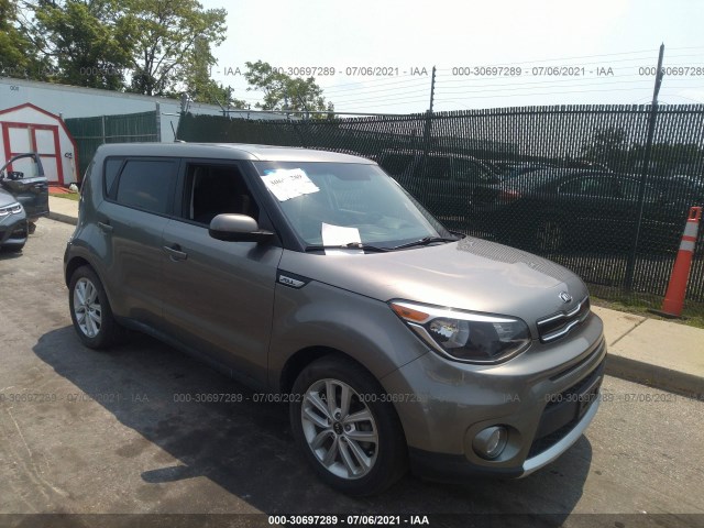 KIA SOUL 2018 kndjp3a55j7506377