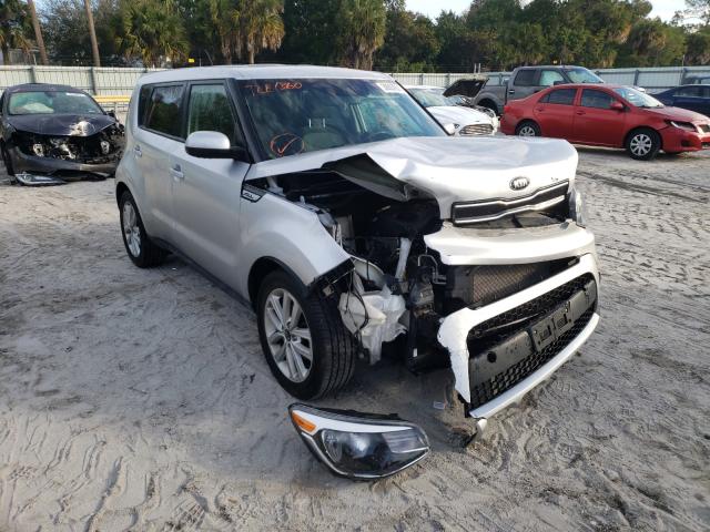 KIA SOUL + 2018 kndjp3a55j7601490