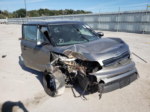 KIA SOUL + 2017 kndjp3a56h7419629