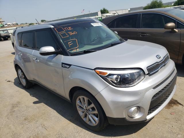 KIA SOUL + 2017 kndjp3a56h7451447