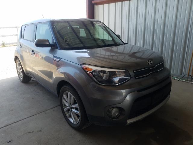 KIA SOUL + 2018 kndjp3a56j7518313