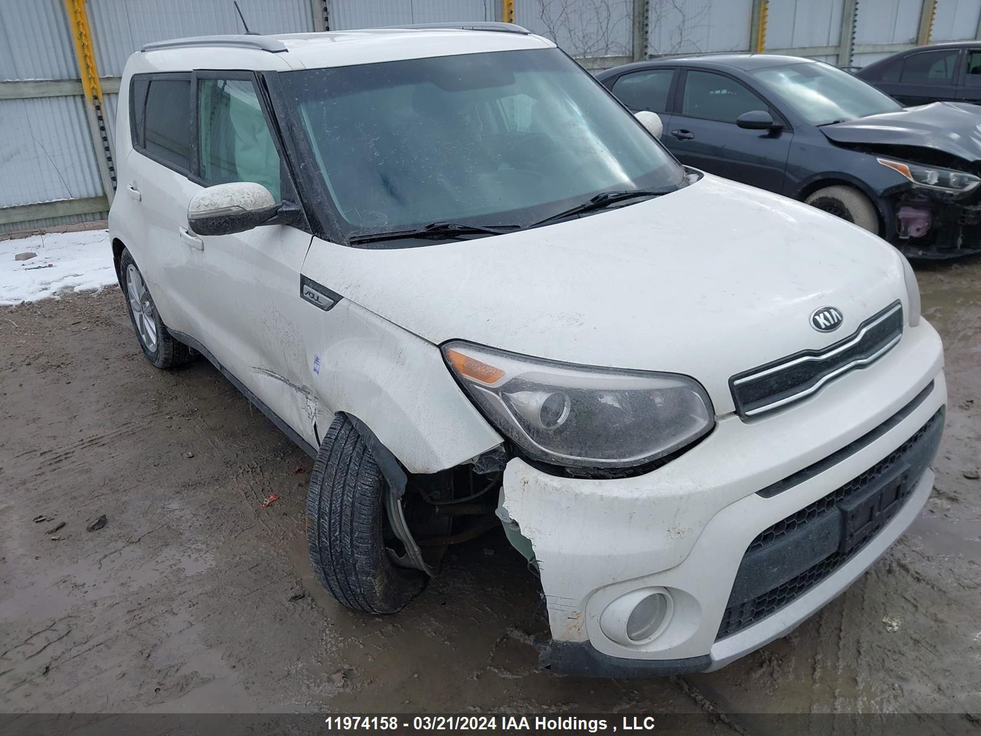 KIA SOUL 2018 kndjp3a56j7560352