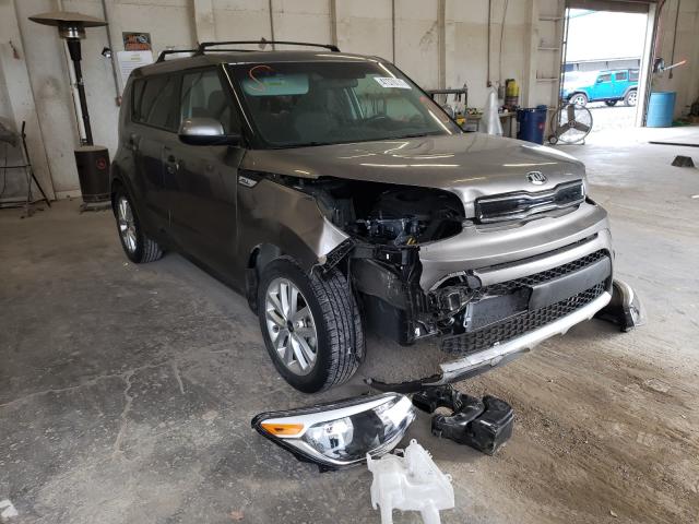 KIA SOUL + 2018 kndjp3a56j7582724