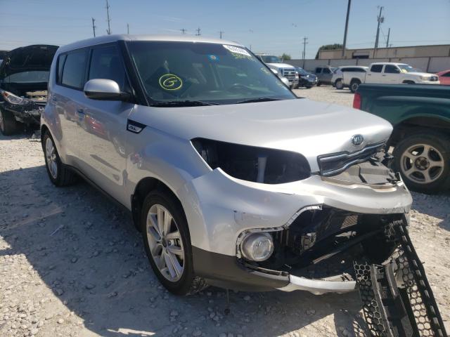 KIA SOUL + 2018 kndjp3a56j7586787