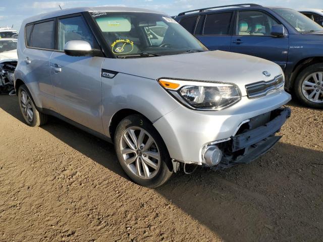 KIA SOUL + 2018 kndjp3a56j7596090