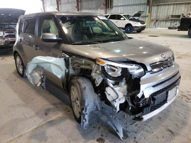 KIA SOUL + 2018 kndjp3a56j7605063