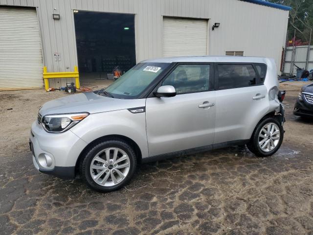 KIA SOUL + 2019 kndjp3a56k7638890