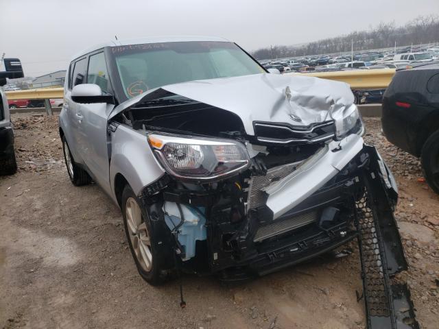 KIA SOUL + 2019 kndjp3a56k7698166