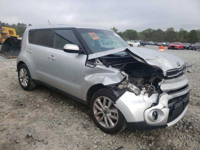 KIA SOUL + 2017 kndjp3a57h7418764