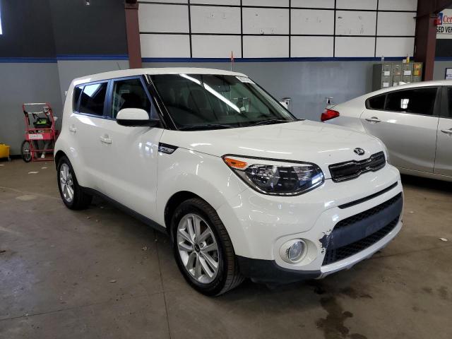 KIA SOUL + 2017 kndjp3a57h7476454