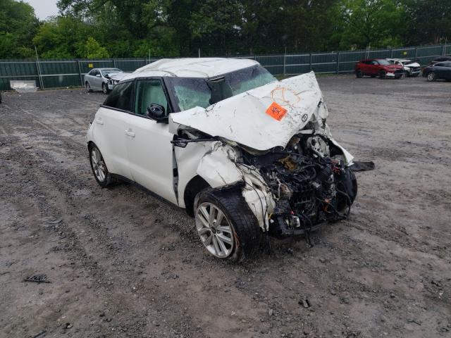 KIA SOUL + 2018 kndjp3a57j7512035