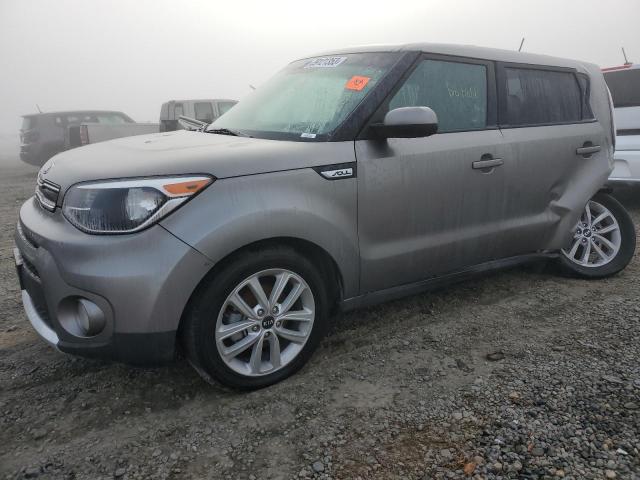 KIA SOUL + 2018 kndjp3a57j7526047