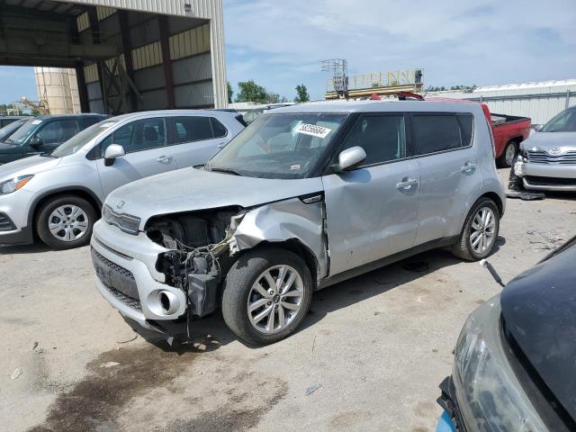 KIA SOUL + 2018 kndjp3a57j7530597