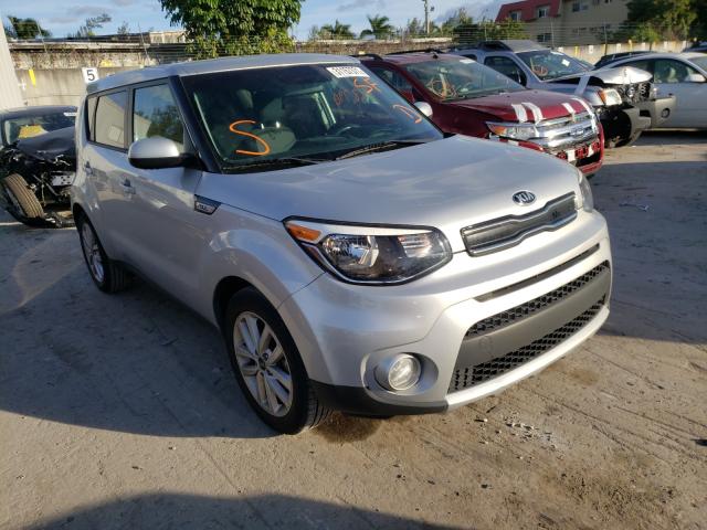 KIA SOUL + 2018 kndjp3a57j7538781