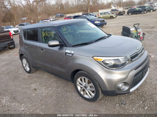 KIA SOUL 2018 kndjp3a57j7557329