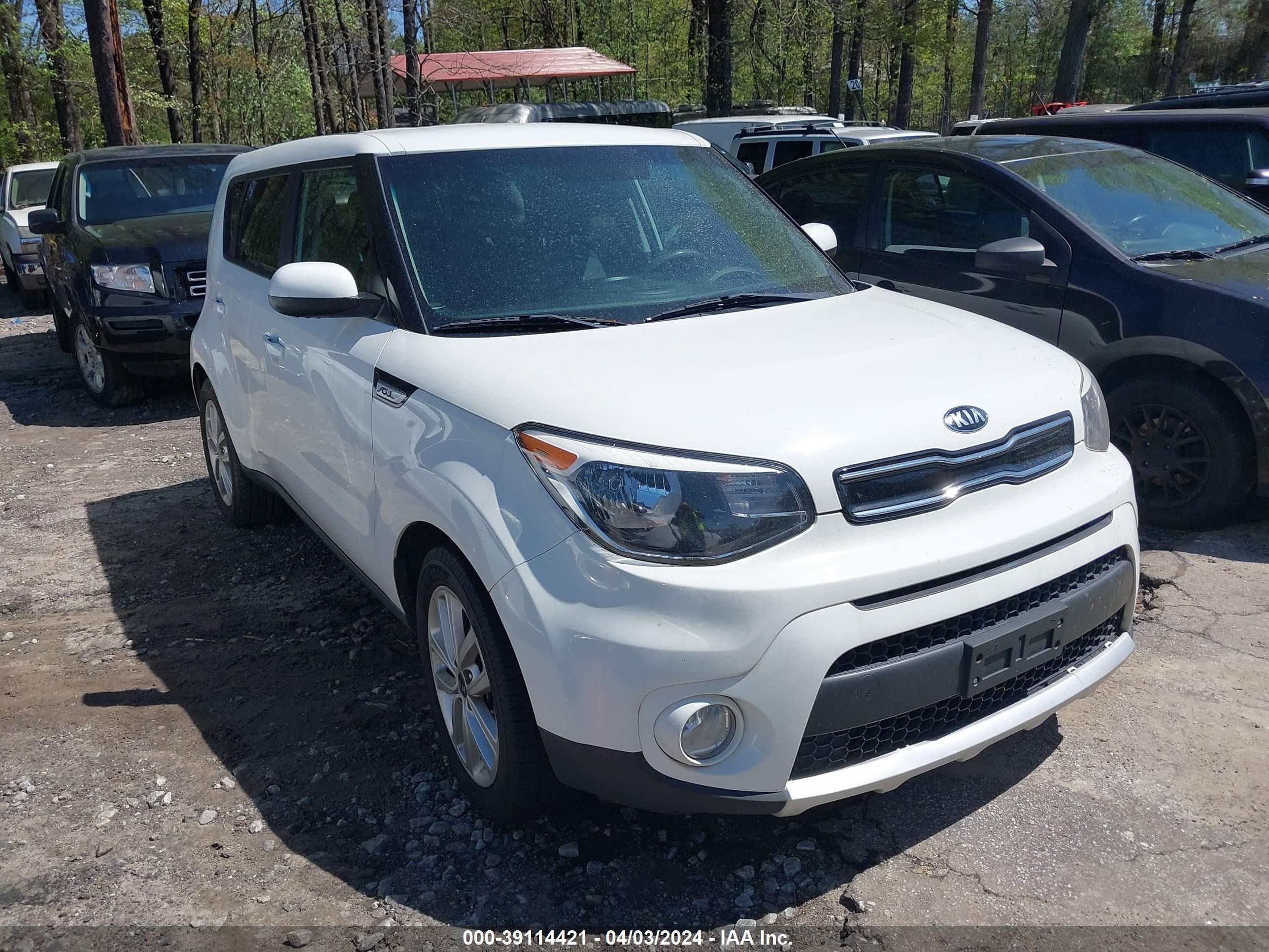 KIA SOUL 2018 kndjp3a57j7902164