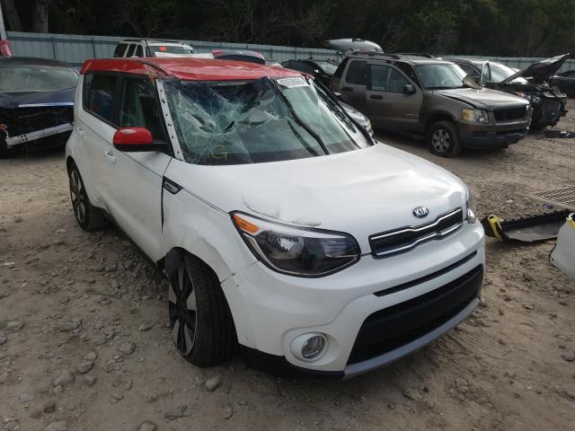 KIA SOUL + 2019 kndjp3a57k7646027