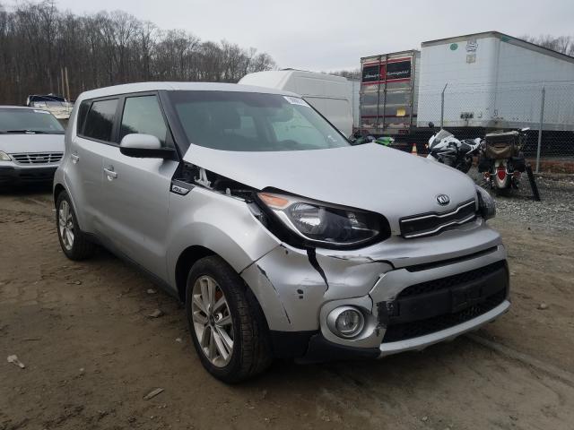 KIA SOUL + 2017 kndjp3a58h7414416