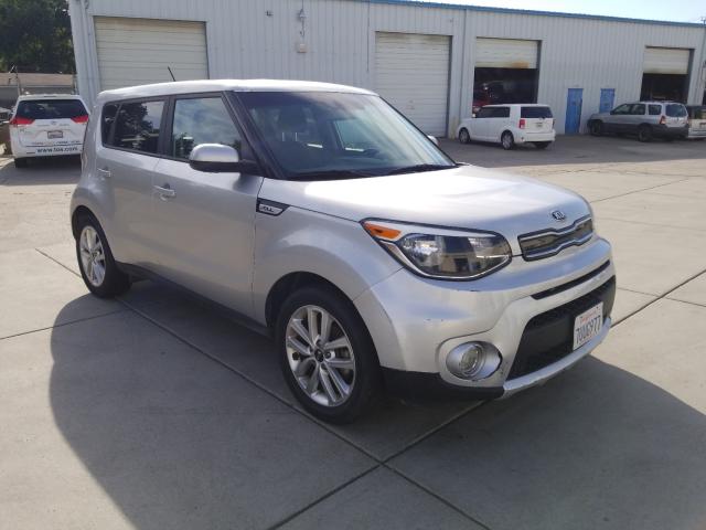 KIA SOUL + 2017 kndjp3a58h7447349