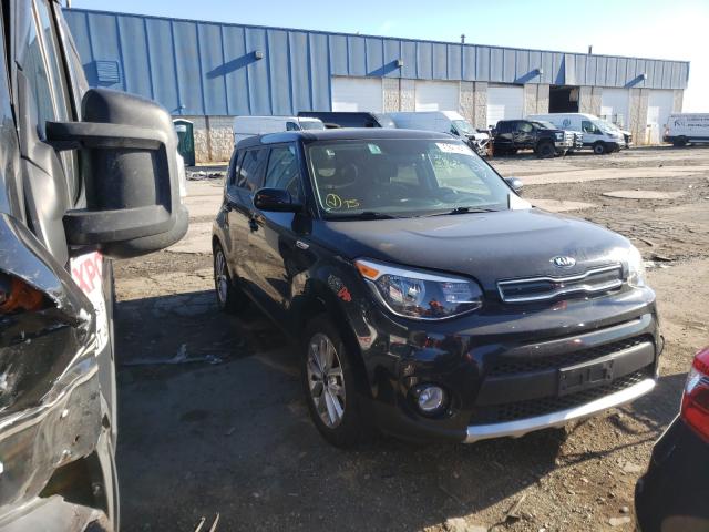 KIA SOUL + 2017 kndjp3a58h7462370