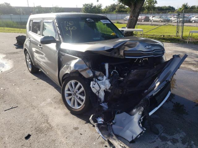 KIA SOUL + 2018 kndjp3a58j7511623