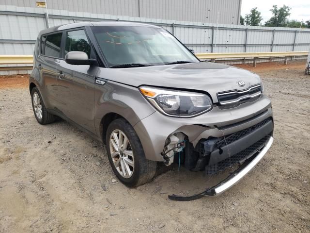 KIA SOUL + 2018 kndjp3a58j7519141