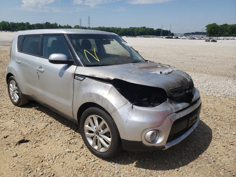 KIA SOUL + 2018 kndjp3a58j7526994