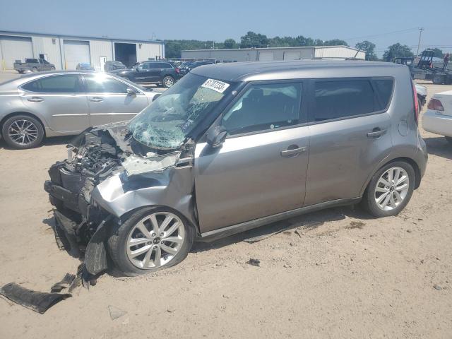 KIA SOUL + 2018 kndjp3a58j7559431