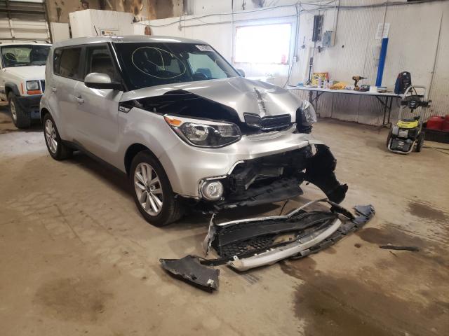 KIA SOUL + 2019 kndjp3a58k7698170