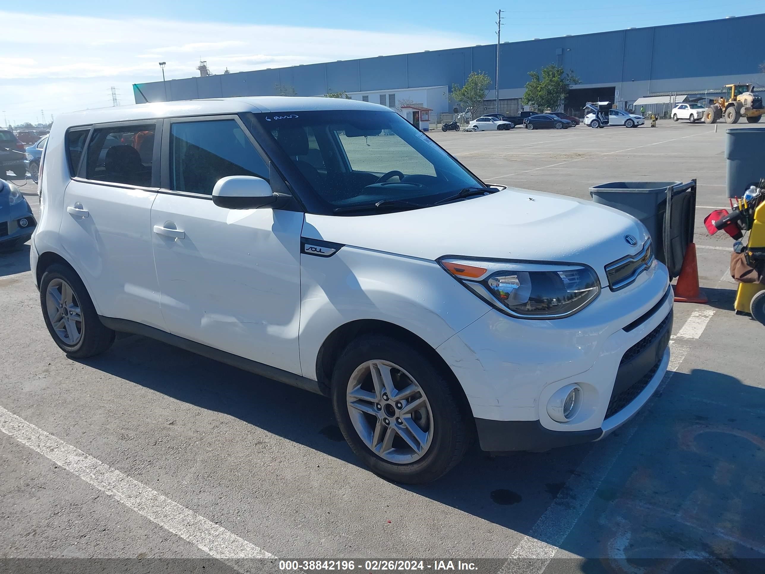 KIA SOUL 2017 kndjp3a59h7412206