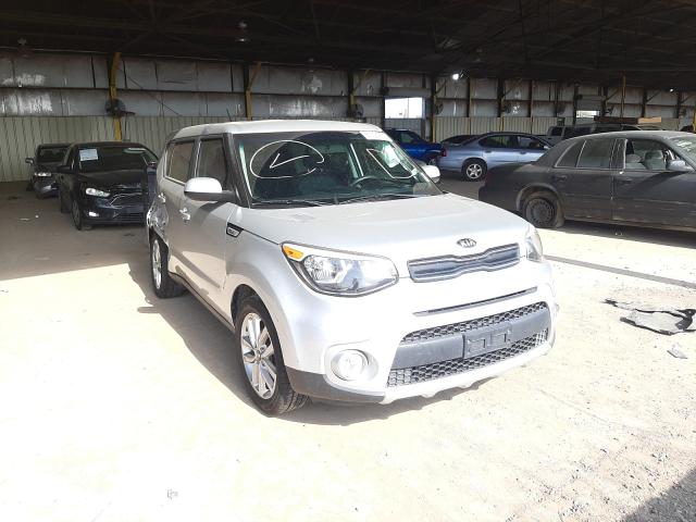 KIA SOUL + 2017 kndjp3a59h7466279