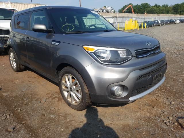 KIA SOUL + 2017 kndjp3a59h7478495