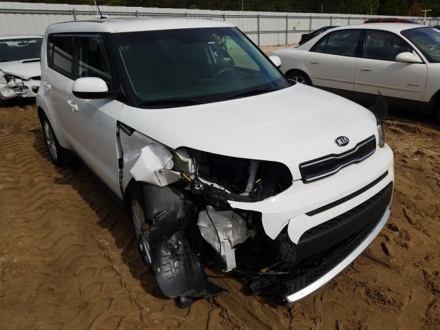 KIA SOUL + 2017 kndjp3a59h7486743