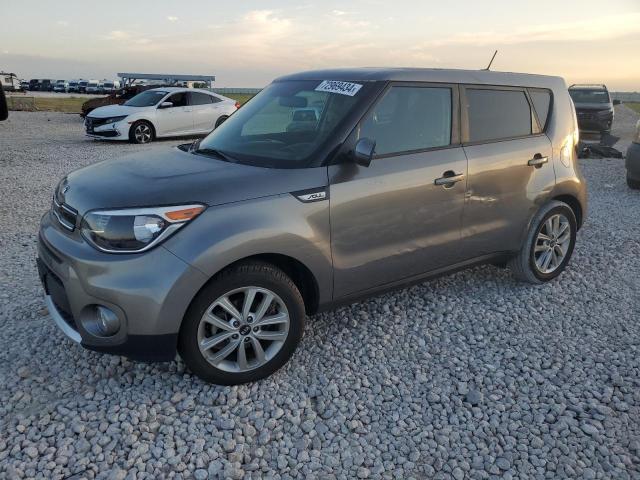 KIA SOUL + 2018 kndjp3a59j7578053