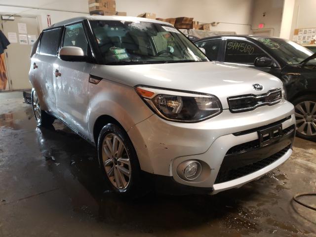 KIA SOUL + 2018 kndjp3a59j7601962